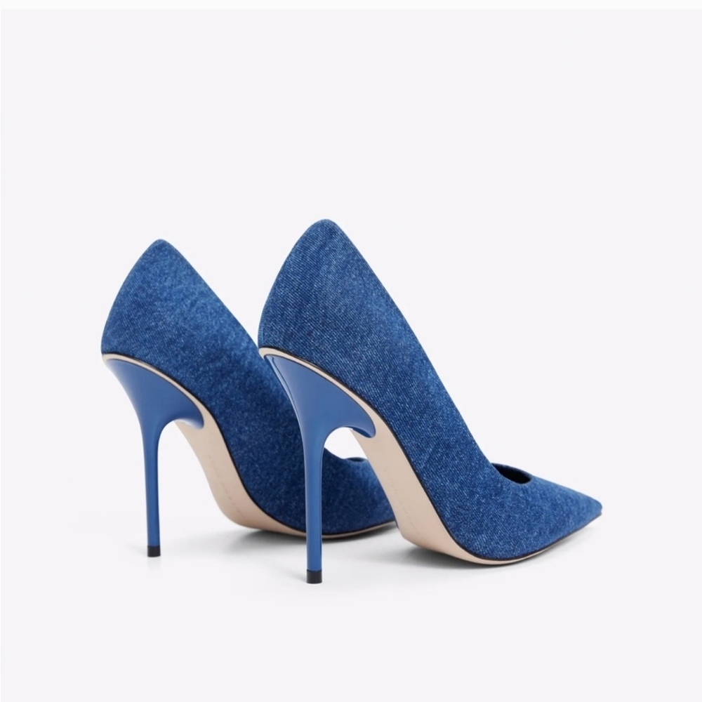 Good American Women's Blue Heels NIB - Picture 7 of 7